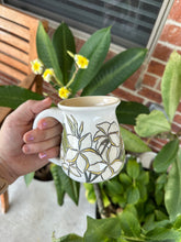 Load image into Gallery viewer, Plumeria Mug